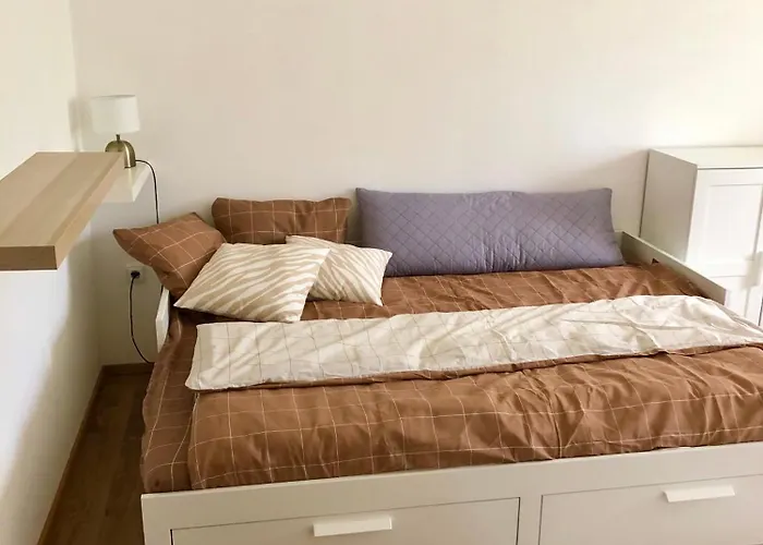 Prazdninovy Dum 別荘 Dirna