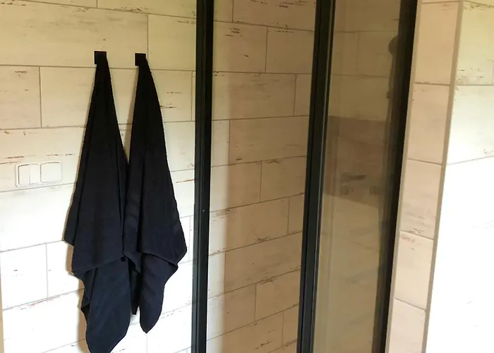 別荘 Prazdninovy Dum