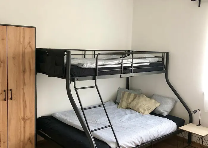 Prazdninovy Dum 別荘 *