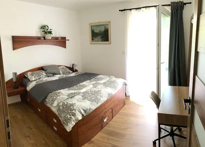 Prazdninovy Dum Dirna