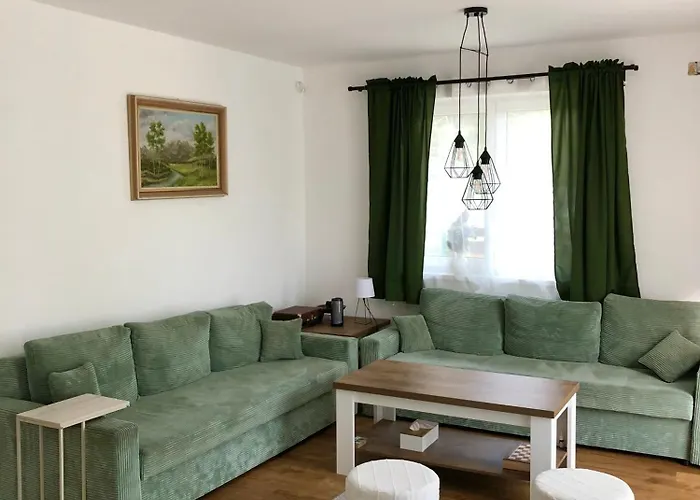 別荘 Prazdninovy Dum